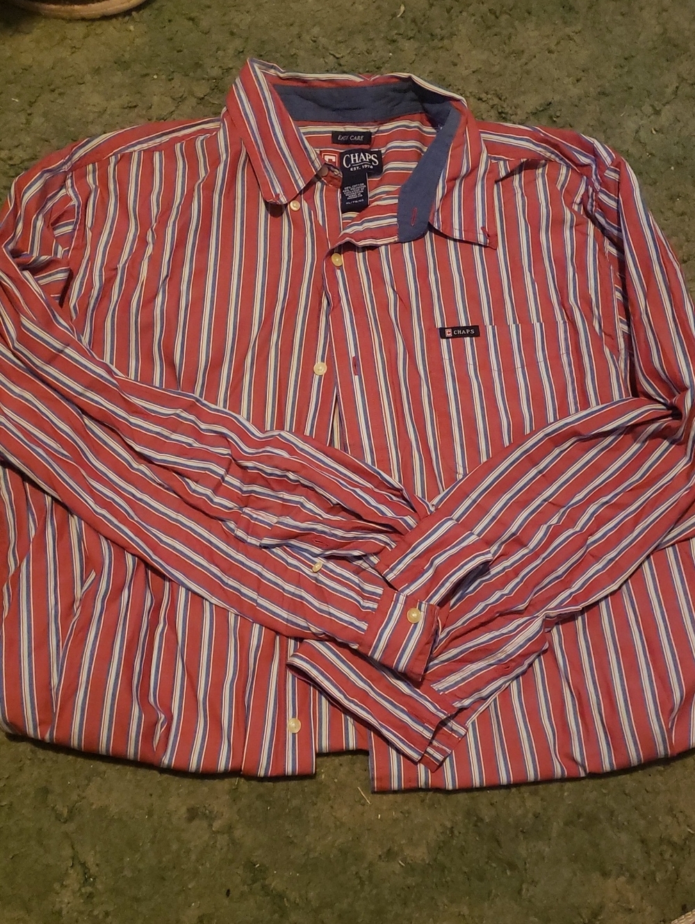 Chaps Men’s Red and Blue Striped Button-Down Shirt